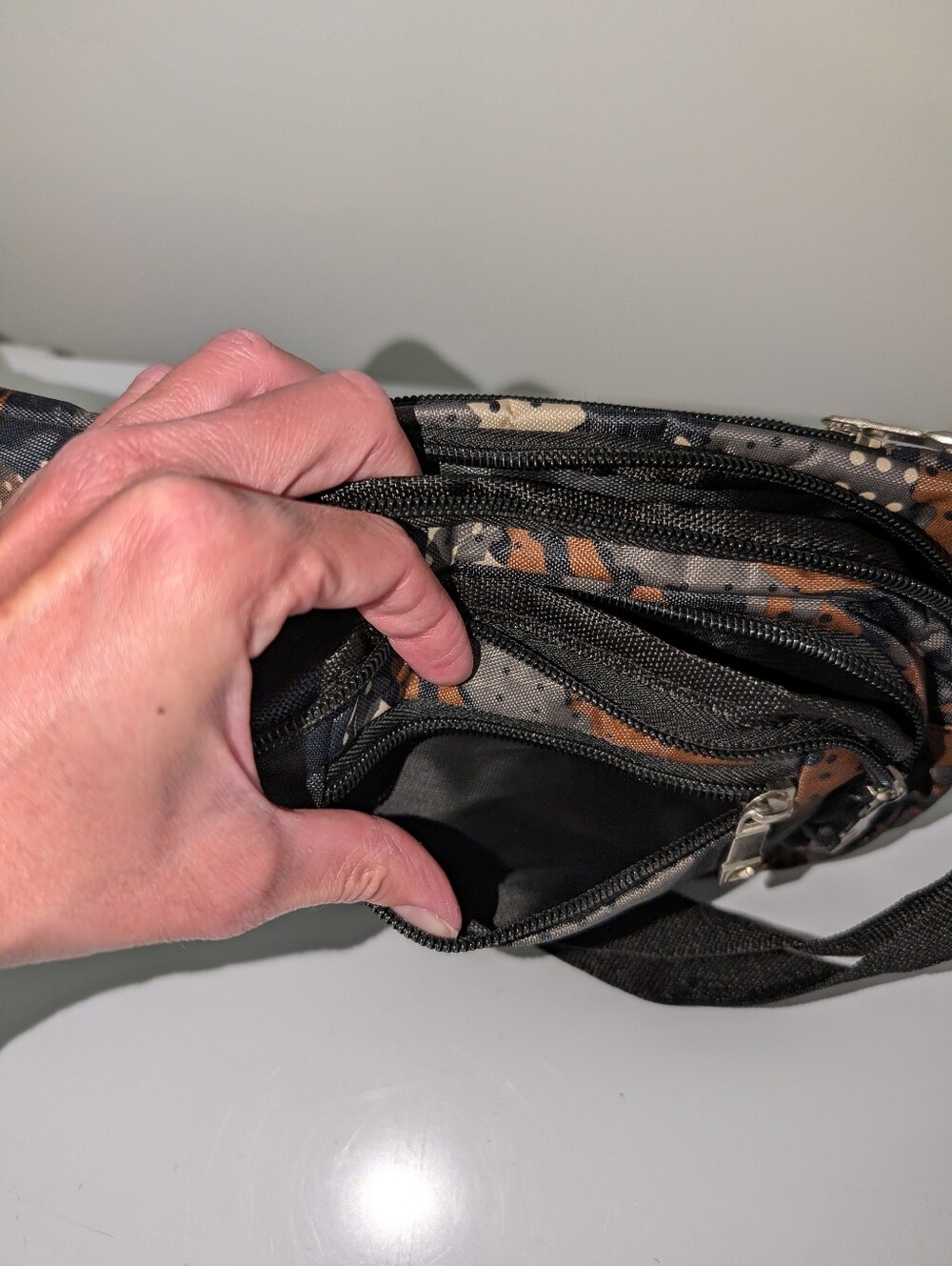 SET of 2 Belt Bags - Picture 6 of 6